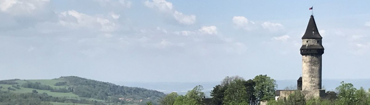 Jaro na hradech a zámcích v Beskydech