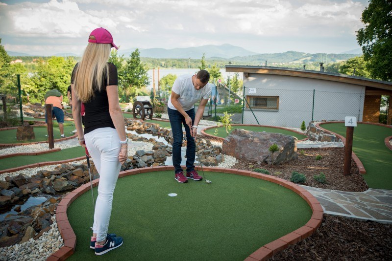 Adventure Golf Olešná