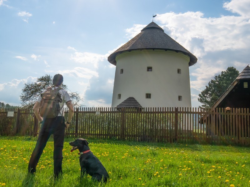 Stop, take a picture, share! – Hodslavice in a frame!