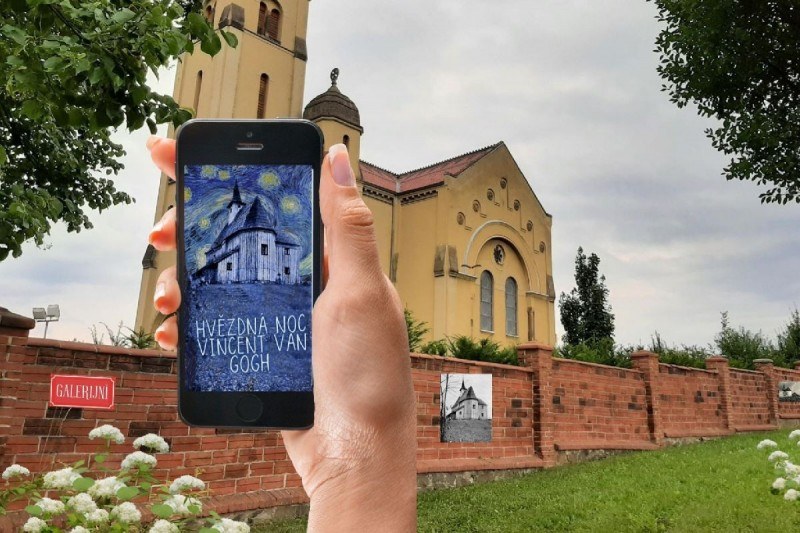Stop, take a picture, share! – Hodslavice in a frame!