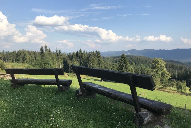 Bílá – Gruň, Bílý Kříž