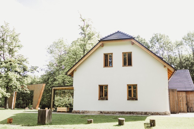 Rekovice – restaurace a lesní hotel