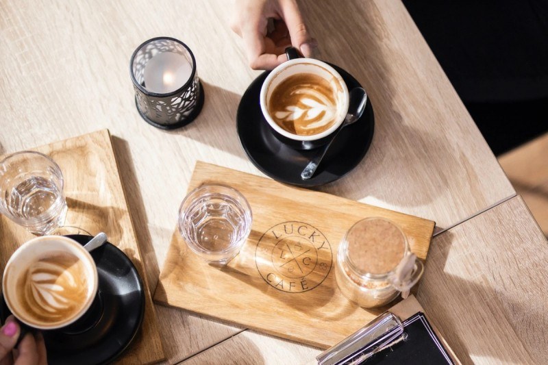 Lucky café