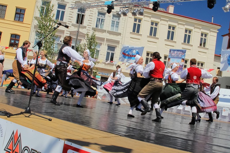 Mezinárodní folklorní festival zahájí SĽUK v hale Polárka