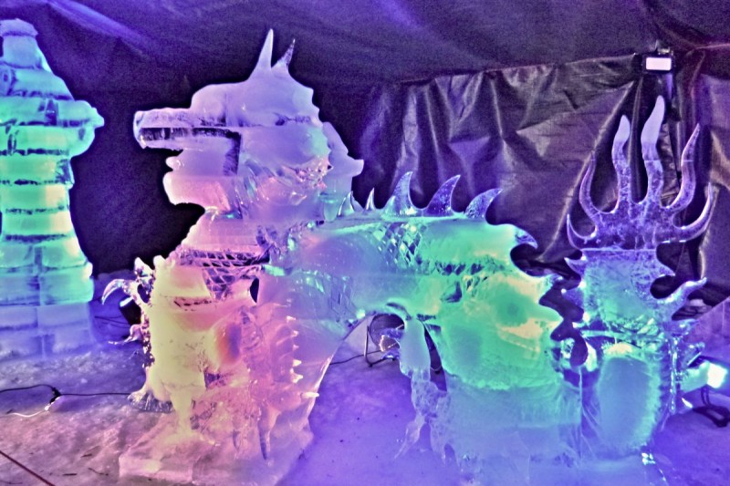 Ledové sochy na Pustevnách