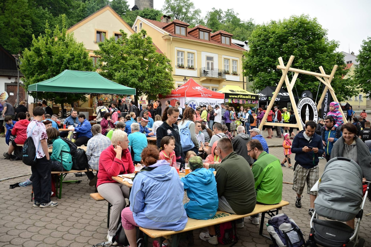 24-hour IN-LINE skating around Olešná