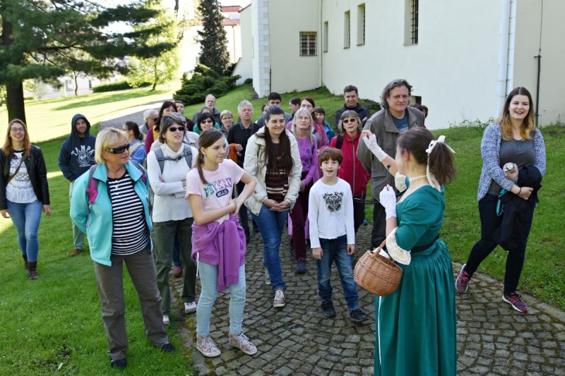 Parkoviště Ostravice - Naproti hotelu Freud