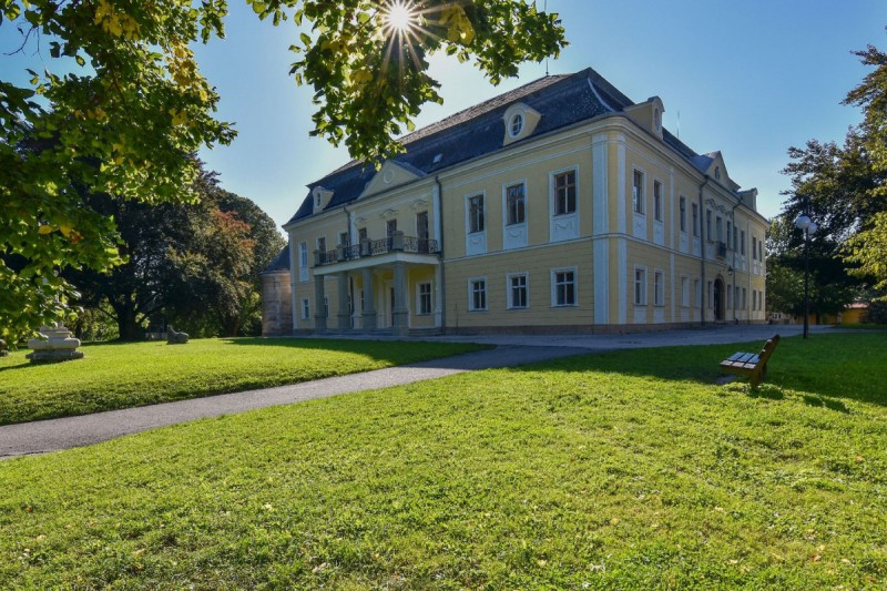 Stálé výstavy na zámku Paskov