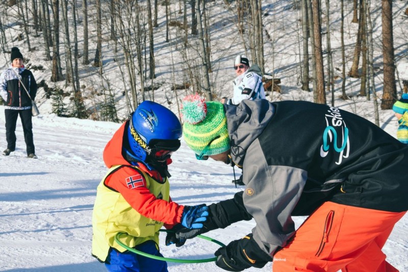 Lyžařské a snowboardové školy v lyžařském areálu Opálená