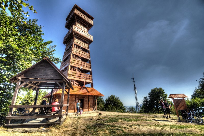 Velký Javorník lookout tower