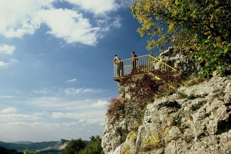 K Červenému kameni